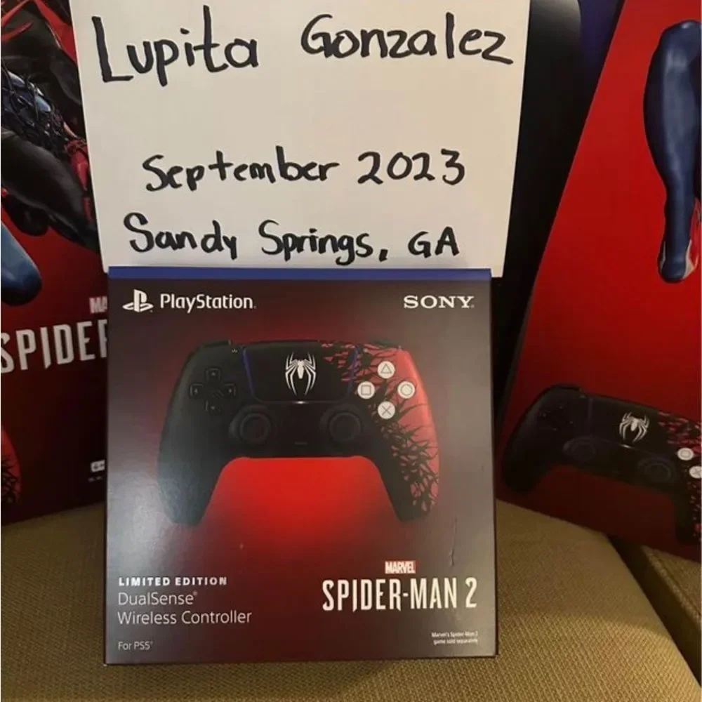 Play Station 5 Spiderman bundle limited edition